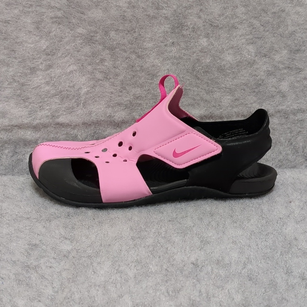 Nike Girls Sport Sandals Pink Black Stylish Lightweight & Comfortable size 2Y